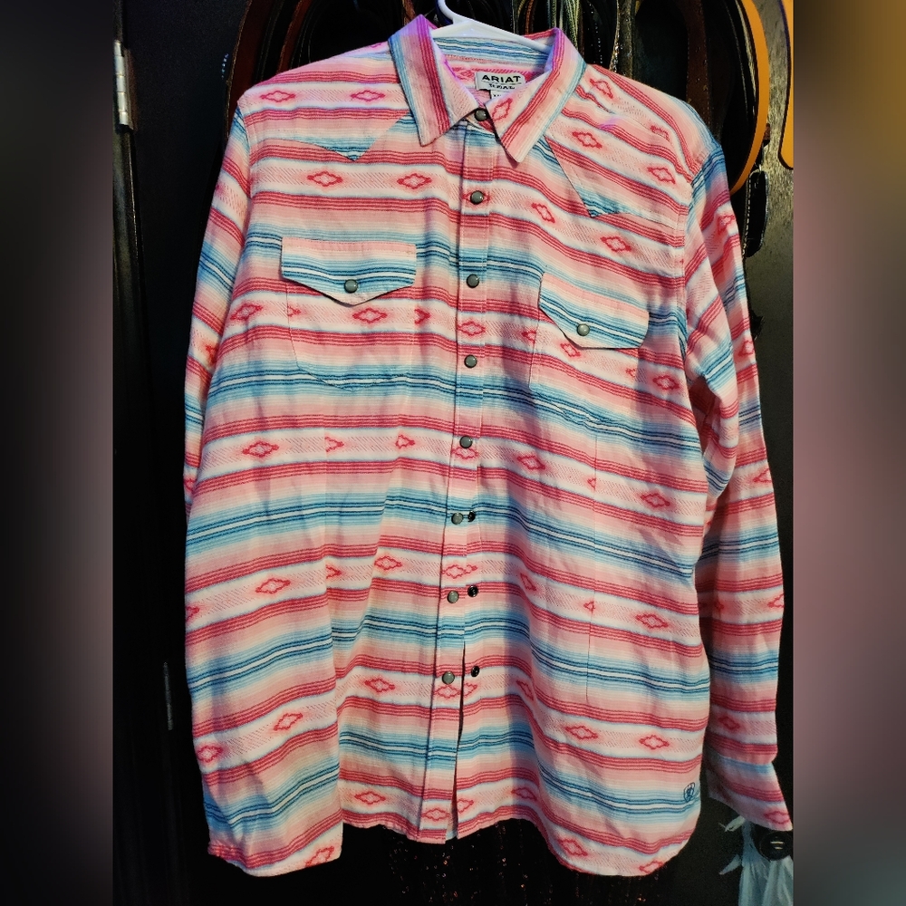 Ariat shirt
